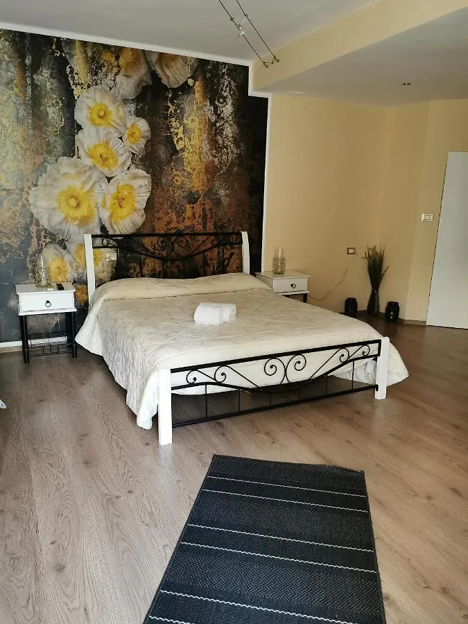 Bookrest Residence Bucarest 0*,